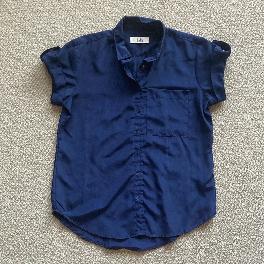 Lola Navy Blue Button Down Short Sleeve Shirt Size Small Preppy Casual EUC